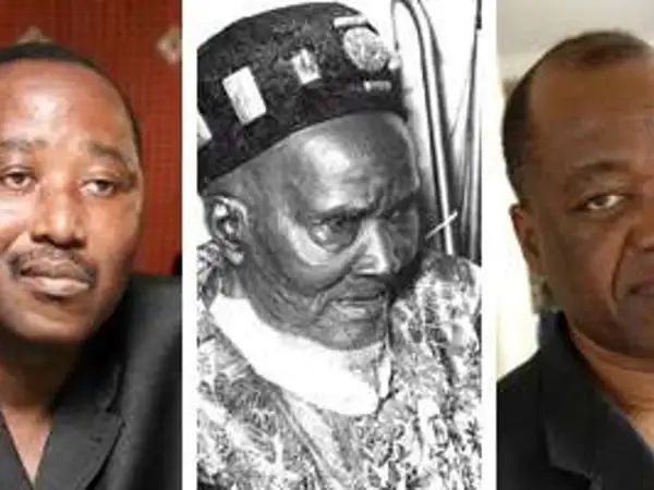 Trois portraits d'hommes, dont un ancien, évoquant l'origine Coulibaly.